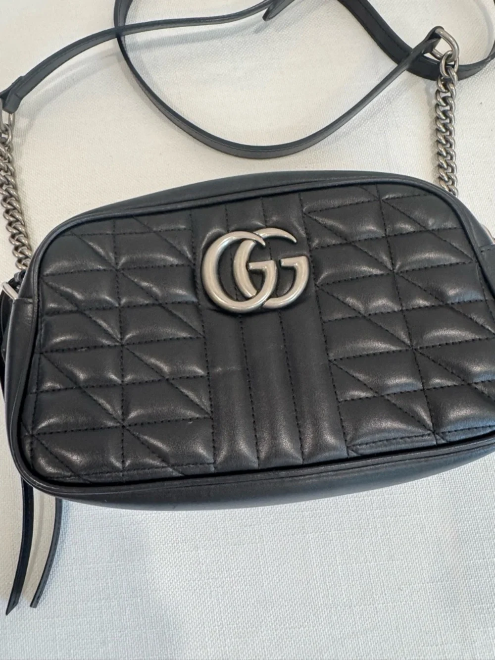 Gucci GG Marmont Camera Bag (Black) Matelasse Leather - Picture 3 of 11